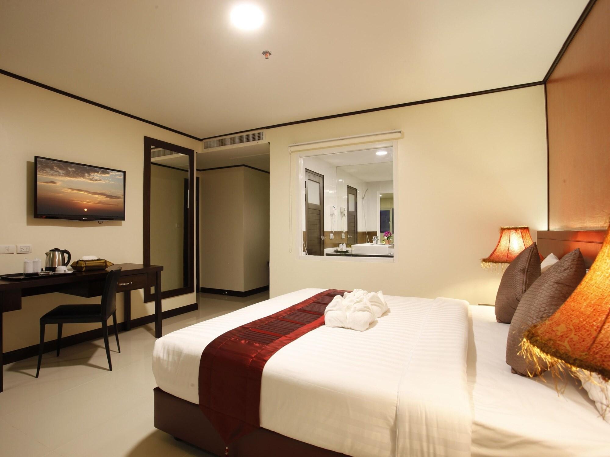 Orchid Resortel Patong Bagian luar foto