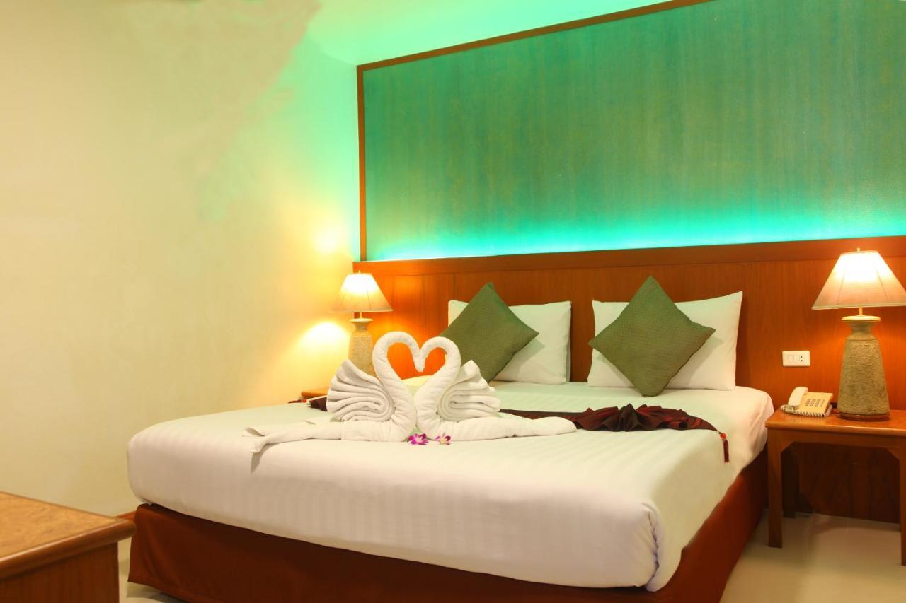Orchid Resortel Patong Bagian luar foto