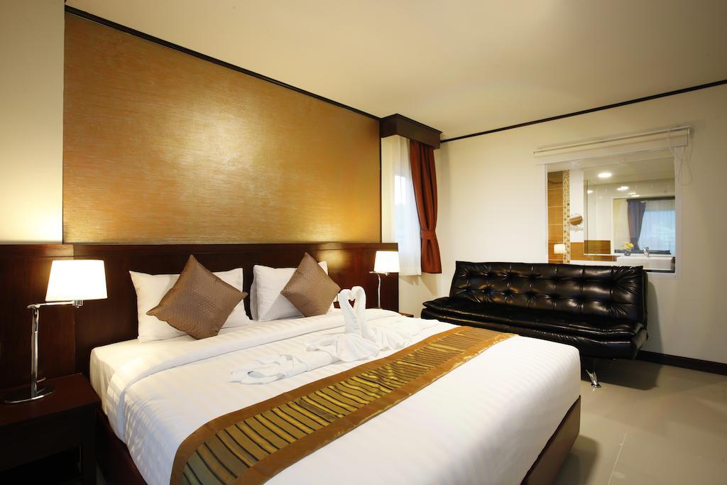 Orchid Resortel Patong Bagian luar foto