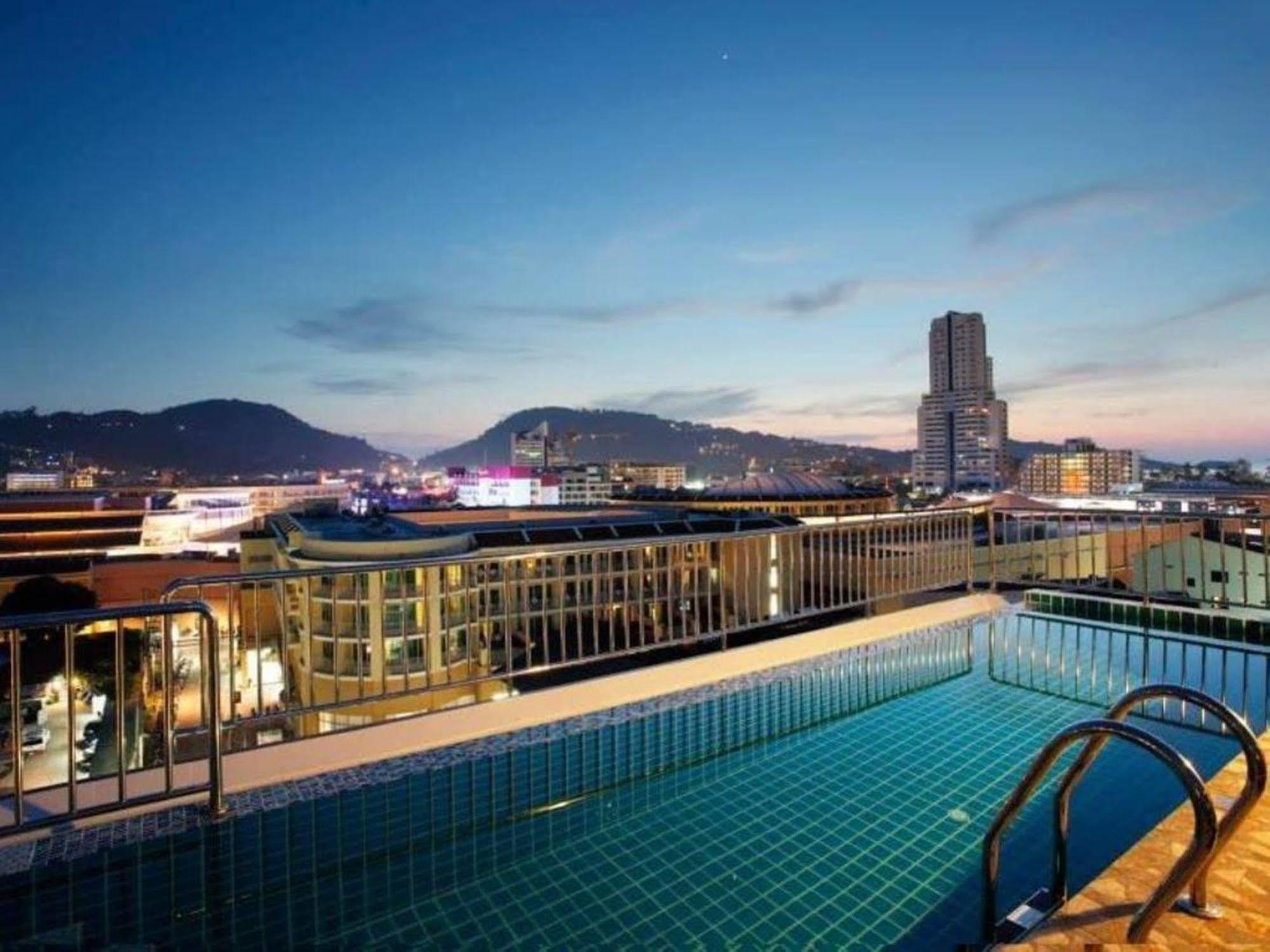 Orchid Resortel Patong Bagian luar foto
